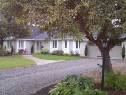 27 Sideroad, Terra Cotta - Country Homes for sale and Luxury Real Estate in Caledon and King City including Horse Farms and Property for sale near Toronto
