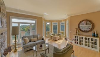Living Room - Country homes for sale and luxury real estate including horse farms and property in the Caledon and King City areas near Toronto