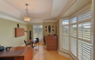Office - Country homes for sale and luxury real estate including horse farms and property in the Caledon and King City areas near Toronto