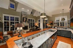 Kitchen - Country homes for sale and luxury real estate including horse farms and property in the Caledon and King City areas near Toronto