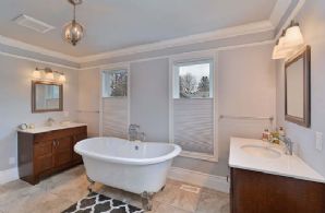 IN TOWN, ORANGEVILLE, Orangeville, Ontario, Canada - Country homes for sale and luxury real estate including horse farms and property in the Caledon and King City areas near Toronto