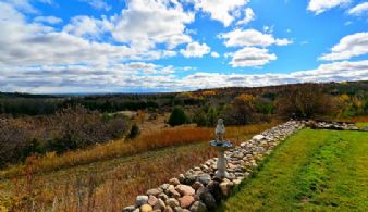 Hockley Valley Vista, Mono, Ontario, Canada - Country homes for sale and luxury real estate including horse farms and property in the Caledon and King City areas near Toronto