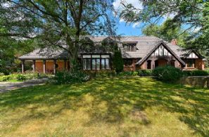 Main Residence - Country homes for sale and luxury real estate including horse farms and property in the Caledon and King City areas near Toronto
