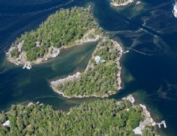 Main Island - Country Homes for sale and Luxury Real Estate in Caledon and King City including Horse Farms and Property for sale near Toronto