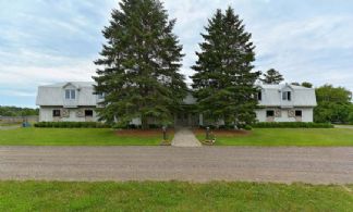 Premiere Horse Farm - Country homes for sale and luxury real estate including horse farms and property in the Caledon and King City areas near Toronto