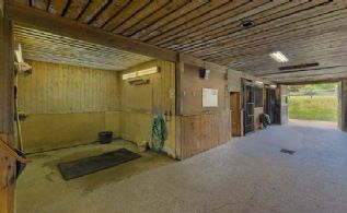 Heart Lake Farm, Caledon, Ontairo - Country homes for sale and luxury real estate including horse farms and property in the Caledon and King City areas near Toronto