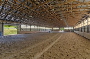 Heart Lake Farm, Caledon, Ontairo - Country homes for sale and luxury real estate including horse farms and property in the Caledon and King City areas near Toronto
