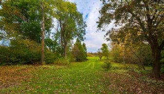 Heart Lake Farm, Caledon, Ontairo - Country homes for sale and luxury real estate including horse farms and property in the Caledon and King City areas near Toronto