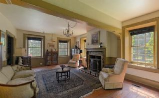 Heart Lake Farm, Caledon, Ontairo - Country homes for sale and luxury real estate including horse farms and property in the Caledon and King City areas near Toronto