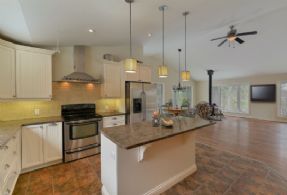 House 2: Kitchen/Living Room - Country homes for sale and luxury real estate including horse farms and property in the Caledon and King City areas near Toronto