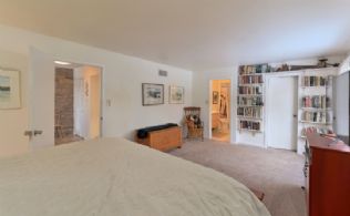 House 1: Master Bedroom - Country homes for sale and luxury real estate including horse farms and property in the Caledon and King City areas near Toronto