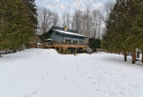 2 Houses, 29 Acres, Caledon - Country Homes for sale and Luxury Real Estate in Caledon and King City including Horse Farms and Property for sale near Toronto