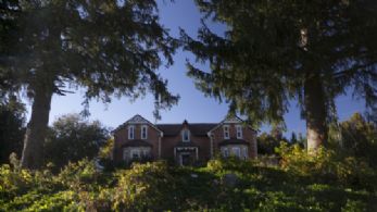 Lofty Pines Farm, Caledon, Ontario - Country homes for sale and luxury real estate including horse farms and property in the Caledon and King City areas near Toronto