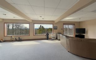 Caledon Hill Top, Finnerty Sideroad, Caledon, Ontario - Country homes for sale and luxury real estate including horse farms and property in the Caledon and King City areas near Toronto
