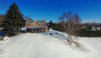 Porterfield Farmhouse, Caledon, Ontario - Country homes for sale and luxury real estate including horse farms and property in the Caledon and King City areas near Toronto