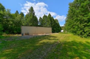 Stone Cottage, Belfountain, Ontario - Country homes for sale and luxury real estate including horse farms and property in the Caledon and King City areas near Toronto