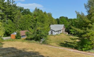Stone Cottage, Belfountain, Ontario - Country homes for sale and luxury real estate including horse farms and property in the Caledon and King City areas near Toronto