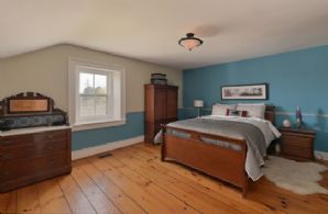 Bedroom - Country homes for sale and luxury real estate including horse farms and property in the Caledon and King City areas near Toronto