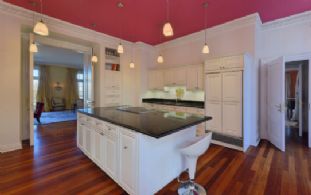 Kitchen - Country homes for sale and luxury real estate including horse farms and property in the Caledon and King City areas near Toronto