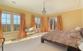 Master Bedroom - Country homes for sale and luxury real estate including horse farms and property in the Caledon and King City areas near Toronto