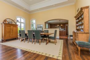 Breakfast Area - Country homes for sale and luxury real estate including horse farms and property in the Caledon and King City areas near Toronto