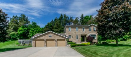 4 Cairns Boulevard, Midhurst - Country Homes for sale and Luxury Real Estate in Caledon and King City including Horse Farms and Property for sale near Toronto