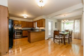 Kitchen - Country homes for sale and luxury real estate including horse farms and property in the Caledon and King City areas near Toronto