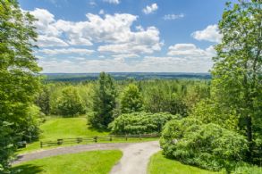 Caledon Hill Top, Finnerty Sideroad, Caledon, Ontario - Country homes for sale and luxury real estate including horse farms and property in the Caledon and King City areas near Toronto