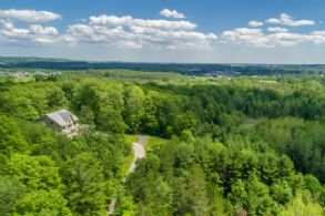Caledon Hill Top, Finnerty Sideroad, Caledon, Ontario - Country homes for sale and luxury real estate including horse farms and property in the Caledon and King City areas near Toronto