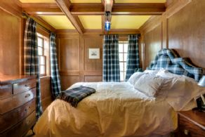 Bedroom - Country homes for sale and luxury real estate including horse farms and property in the Caledon and King City areas near Toronto