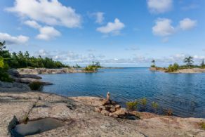 Private Island, Wah Wah Taysee, Georgian Bay - Country Homes for sale and Luxury Real Estate in Caledon and King City including Horse Farms and Property for sale near Toronto