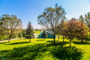 Victoria Meadows, Uxbridge, Ontario - Country homes for sale and luxury real estate including horse farms and property in the Caledon and King City areas near Toronto