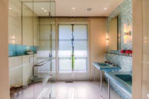 Master Bath - Country homes for sale and luxury real estate including horse farms and property in the Caledon and King City areas near Toronto