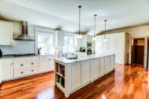 Kitchen - Country homes for sale and luxury real estate including horse farms and property in the Caledon and King City areas near Toronto