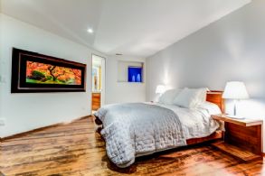 Guest Room - Country homes for sale and luxury real estate including horse farms and property in the Caledon and King City areas near Toronto