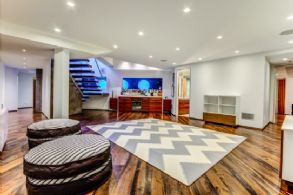 Bar/Lounge - Country homes for sale and luxury real estate including horse farms and property in the Caledon and King City areas near Toronto