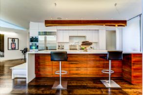 Kitchen - Country homes for sale and luxury real estate including horse farms and property in the Caledon and King City areas near Toronto
