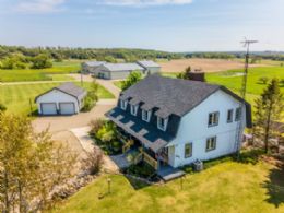 Willoughby Farm, Caledon, Ontario - Country homes for sale and luxury real estate including horse farms and property in the Caledon and King City areas near Toronto