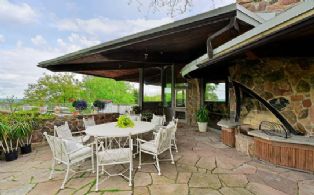 Stone Terrace - Country homes for sale and luxury real estate including horse farms and property in the Caledon and King City areas near Toronto