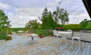 Deck - Country homes for sale and luxury real estate including horse farms and property in the Caledon and King City areas near Toronto
