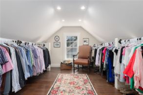 Walk-in Closet - Country homes for sale and luxury real estate including horse farms and property in the Caledon and King City areas near Toronto