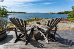 Charming Cottage, Sans Souci, Georgian Bay, Ontario - Country homes for sale and luxury real estate including horse farms and property in the Caledon and King City areas near Toronto