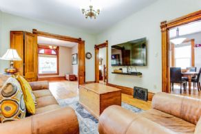 Victorian House, Orangeville, Ontario - Country homes for sale and luxury real estate including horse farms and property in the Caledon and King City areas near Toronto