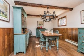 Dining Room - Country homes for sale and luxury real estate including horse farms and property in the Caledon and King City areas near Toronto
