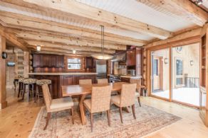 Eat-in Kitchen - Country homes for sale and luxury real estate including horse farms and property in the Caledon and King City areas near Toronto