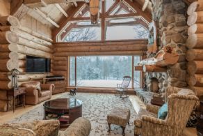Great Room - Country homes for sale and luxury real estate including horse farms and property in the Caledon and King City areas near Toronto