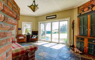 Sun Room - Country homes for sale and luxury real estate including horse farms and property in the Caledon and King City areas near Toronto
