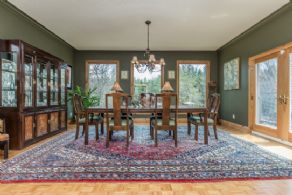 Dining Room - Country homes for sale and luxury real estate including horse farms and property in the Caledon and King City areas near Toronto