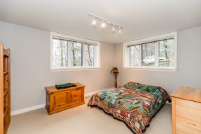 Midhurst Home, Ontario - Country homes for sale and luxury real estate including horse farms and property in the Caledon and King City areas near Toronto