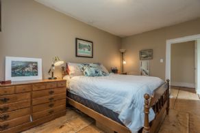 Century Home, Cookstown, Ontario - Country homes for sale and luxury real estate including horse farms and property in the Caledon and King City areas near Toronto